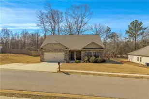 371 River Mansion Dr, Jefferson, GA 30549 - Photo 1