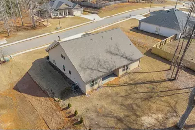371 River Mansion Drive, Jefferson, GA 30549 - Photo 10