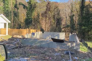 923 N Eugenia Pl NW, Atlanta, GA 30318 - Photo 1