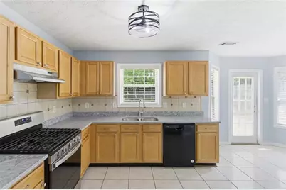 1145 Grace Drive, Lawrenceville, GA 30043 - Photo 10