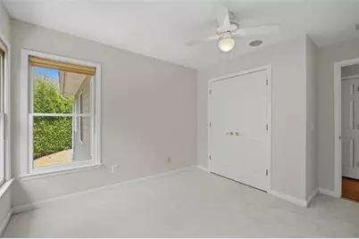 4423 Village Springs Run, Atlanta, GA 30338 - Photo 32