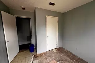 325 Golden Road E, Tifton, GA 31794 - Photo 8