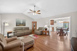 335 Ranger Wy, Braselton, GA 30517 - Photo 2