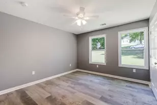 201 Deerfield Ln, Carrollton, GA 30116 - Photo 16