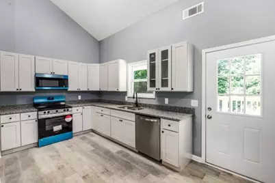 201 Deerfield Lane, Carrollton, GA 30116 - Photo 6