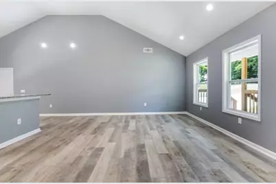 201 Deerfield Lane, Carrollton, GA 30116 - Photo 4