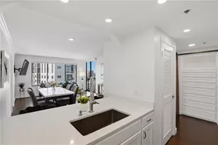 3481 Lakeside Dr NE, Atlanta, GA 30326 - Photo 10