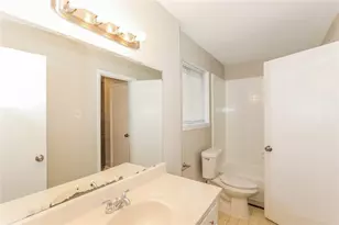 8455 Magnolia Dr, Jonesboro, GA 30238 - Photo 16