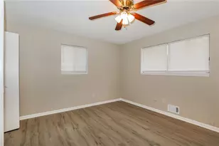 8455 Magnolia Dr, Jonesboro, GA 30238 - Photo 14