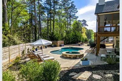 6570 Crestwood Peninsula, Flowery Branch, GA 30542 - Photo 4