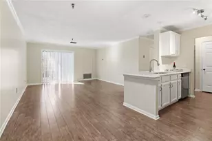 300 Johnson Ferry Road NE, Atlanta, GA 30328 - Photo 4