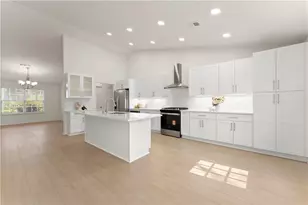 2717 Wilding Green Ln, Dacula, GA 30019 - Photo 2