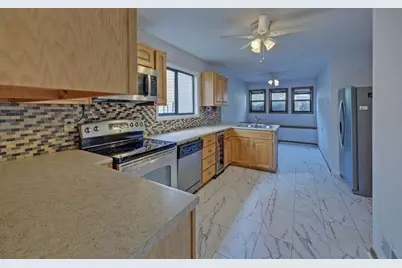 390 Colony Cove, Alpharetta, GA 30022 - Photo 2