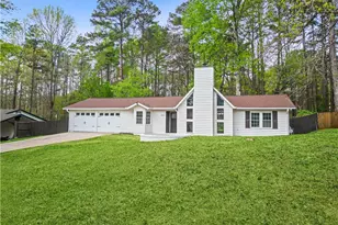 430 Mary Erna Dr, Fairburn, GA 30213 - Photo 1