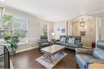 1192 Brookhaven Glen NE, Atlanta, GA 30319 - Photo 4