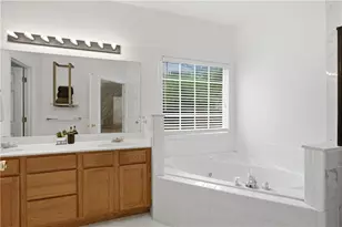 816 Pond View Ln, Sugar Hill, GA 30518 - Photo 20