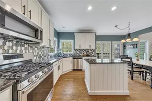 102 Valley Cir, Woodstock, GA 30189 - Photo 10