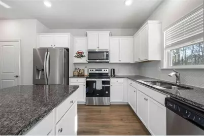 925 Lakehaven Lane, Loganville, GA 30052 - Photo 6