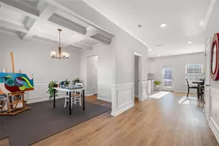 925 Lakehaven Ln, Loganville, GA 30052 - Photo 2