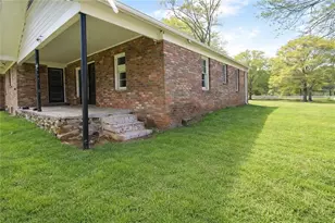 3191 Ernest W Barrett Pkwy NW, Marietta, GA 30064 - Photo 6