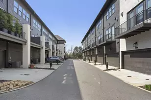 6654 Sterling Dr, Atlanta, GA 30328 - Photo 34