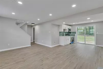 3394 Dearwood Drive SW, Lilburn, GA 30047 - Photo 28