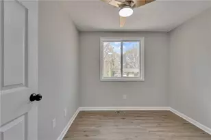 3394 Dearwood Dr SW, Lilburn, GA 30047 - Photo 24