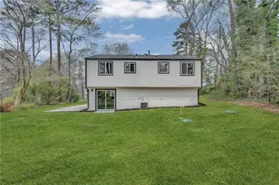 3394 Dearwood Dr SW, Lilburn, GA 30047 - Photo 4