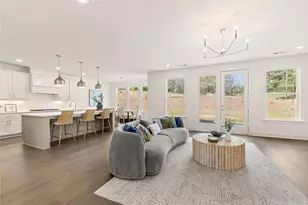 8290 Creekside Overlook Dr, Gainesville, GA 30506 - Photo 16