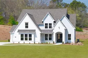 8290 Creekside Overlook Dr, Gainesville, GA 30506 - Photo 4