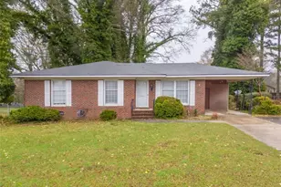 263 E Girard Ave E, Cedartown, GA 30125 - Photo 1