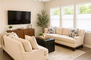 2009 Lanier Harbor Pt, Buford, GA 30518 - Photo 8