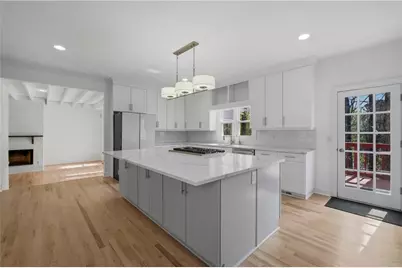 8705 River Bluff Lane, Roswell, GA 30076 - Photo 12