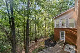 8705 River Bluff Ln, Roswell, GA 30076 - Photo 44