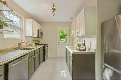 2529 Amelia Avenue, Decatur, GA 30032 - Photo 12