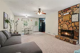 3574 Broxton Ln, Snellville, GA 30039 - Photo 4