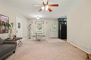 3574 Broxton Ln, Snellville, GA 30039 - Photo 8