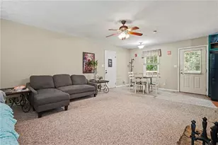 3574 Broxton Ln, Snellville, GA 30039 - Photo 22