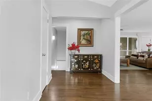 2744 Pinestream Dr NE, Marietta, GA 30068 - Photo 4