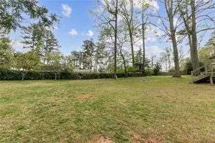 2744 Pinestream Dr NE, Marietta, GA 30068 - Photo 48