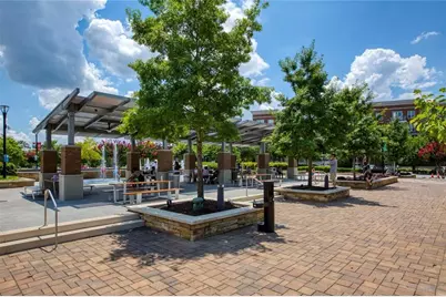 6340 Aberdeen Drive NE, Sandy Springs, GA 30328 - Photo 18