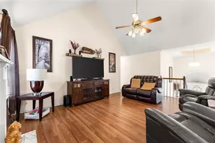 5238 Fawn Ivey Ln, Buford, GA 30519 - Photo 10