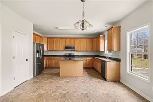 3314 Rose Garden Ct, Powder Springs, GA 30127 - Photo 12