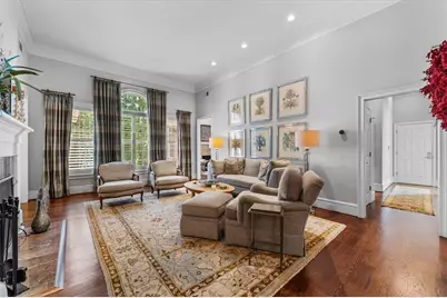 2204 Stephens Walk, Dunwoody, GA 30338 - Photo 6