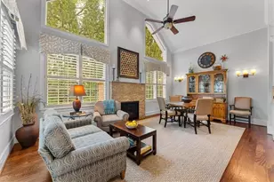 2204 Stephens Walk, Dunwoody, GA 30338 - Photo 16