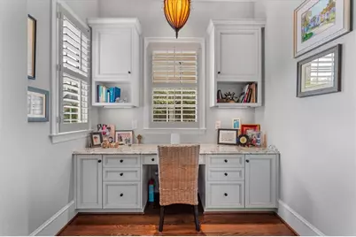 2204 Stephens Walk, Dunwoody, GA 30338 - Photo 10