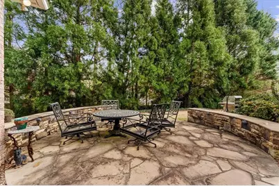 2204 Stephens Walk, Dunwoody, GA 30338 - Photo 30