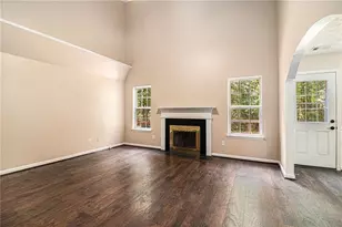 171 Barrington Farms Pkwy, Sharpsburg, GA 30277 - Photo 2