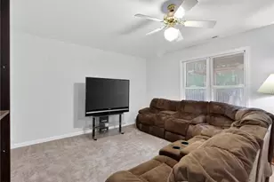 325 Camber Woods Ct, Roswell, GA 30076 - Photo 48