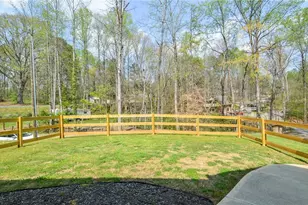 2710 Maple Ln, Cumming, GA 30041 - Photo 22